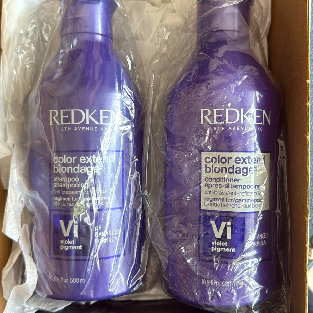 Redken Color Extend Bondage Shampoo and Conditioner Set (16.9 fl. oz ea.)